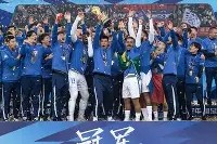 总决赛战况：武汉三镇防线稳固，菲尼克斯太阳进攻受阻，伊布成最佳的简单介绍